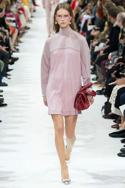 Look 7